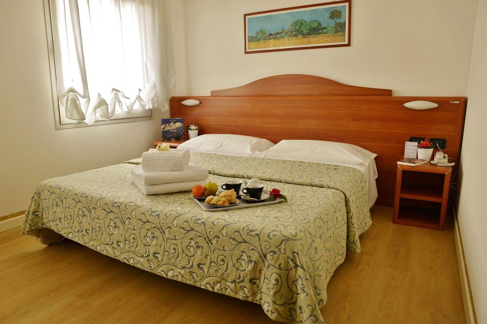 Hotel Miramonti Enoteca Pove del Grappa Экстерьер фото