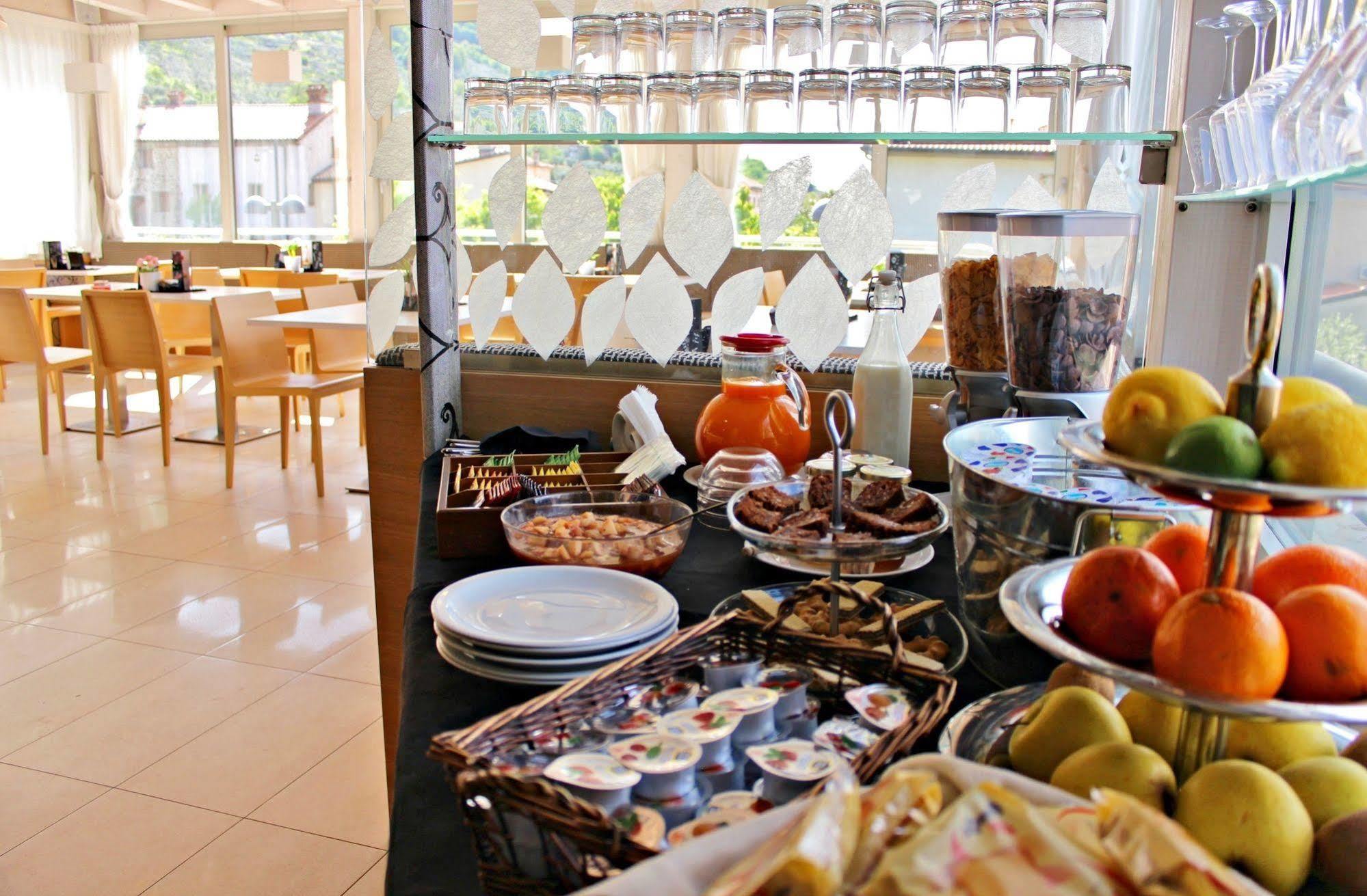 Hotel Miramonti Enoteca Pove del Grappa Экстерьер фото